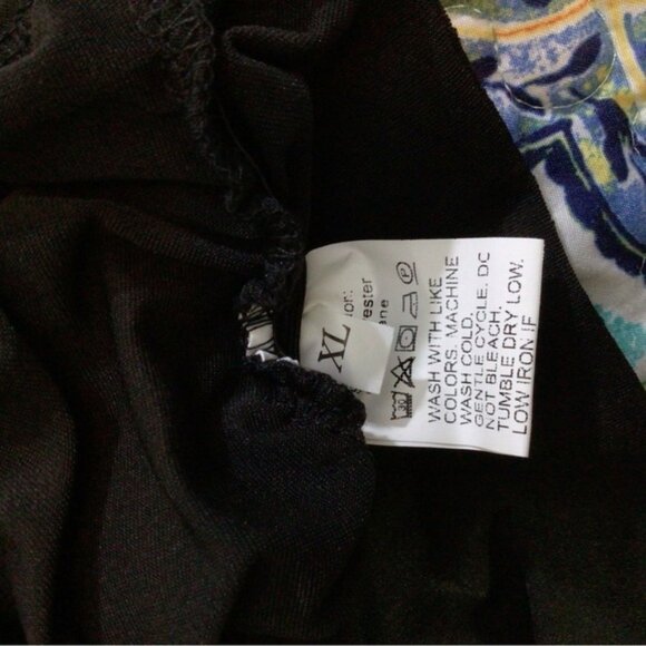 Black one shoulder hanky hem tank top XL (12L) - Picture 5 of 7